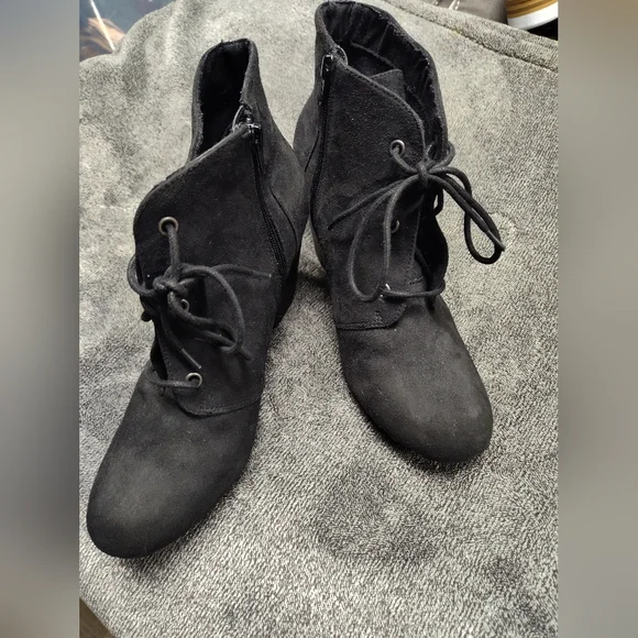 Rampage Black Lace Up Women's Boots - Picture 8 of 8